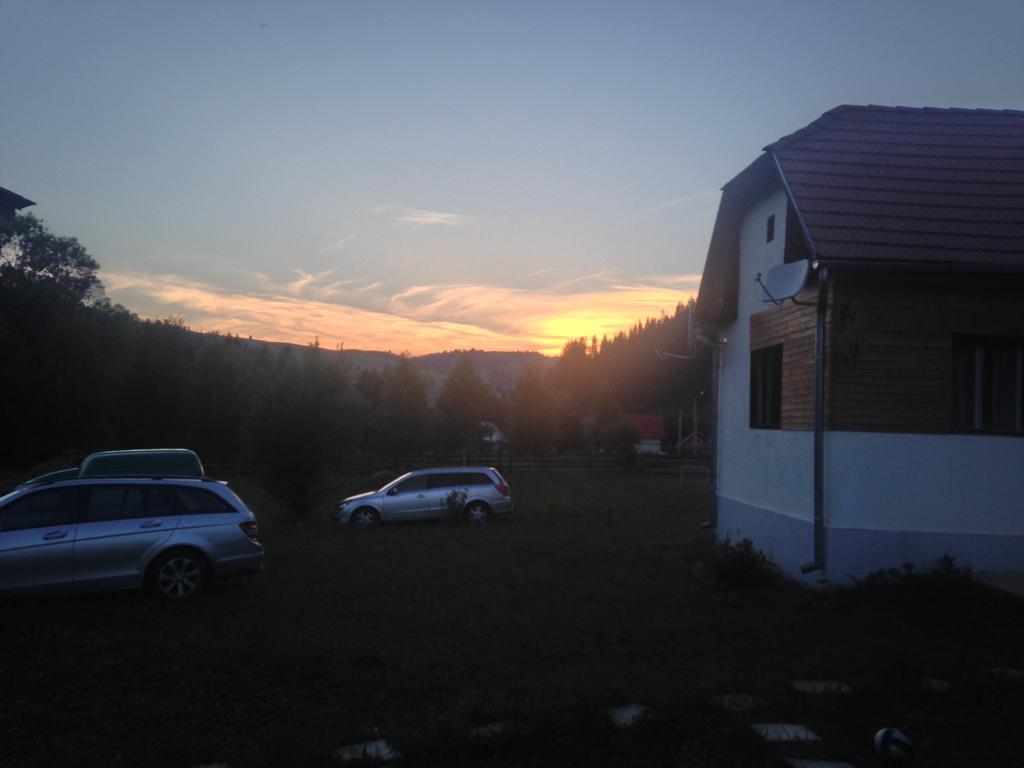 Penzion Nexus Kulcsoshaz Bukkloka Gyimes Fagetel Exteriér fotografie